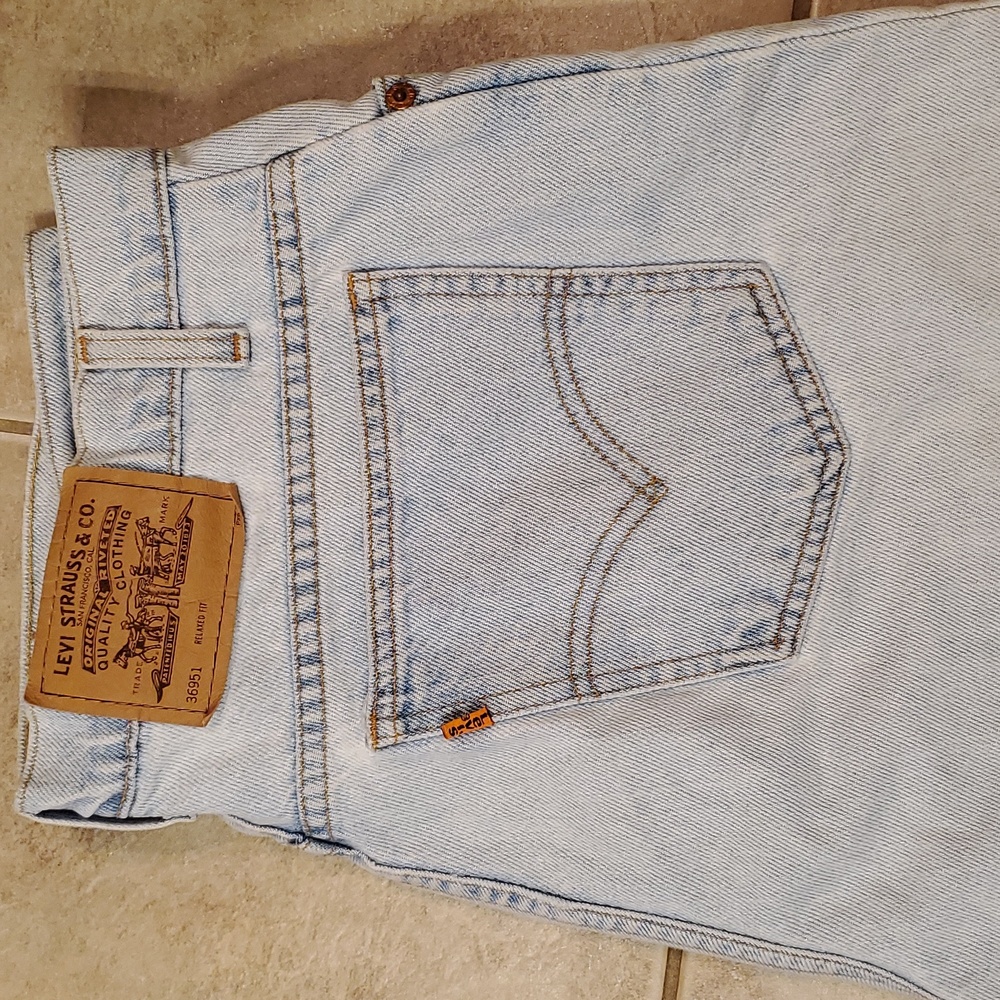 Women's vintage levi's shorts